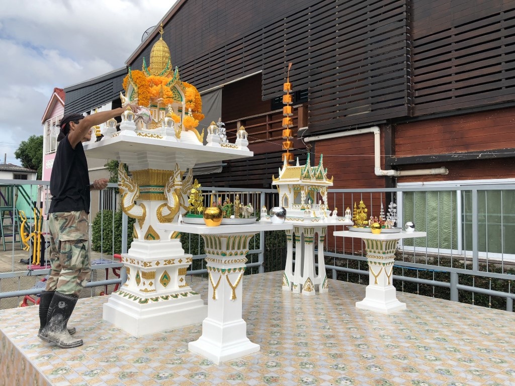 ศาลพระพรหม ศาลพระภูมิ ศาลเจ้าที่ ศาลพระพรหมโมเดิร์น ศาลพระพรหมโรมัน ศาลพระภูมิโมเดิร์น ศาลเจ้าที่โมเดิร์น ราคาศาลพระพรหม ราคาศาลพระภูมิ ราคาศาลเจ้าที่ ศาลพระพรหมราคาถูก ศาลพระภูมิราคาถูก ศาลเจ้าที่ราคาถูก ศาลพระภูมิมณีสุข โรงงานศาลพระภูมิมาเอง ผลงานที่ผ่านมา ของเราร้านมณีสุข